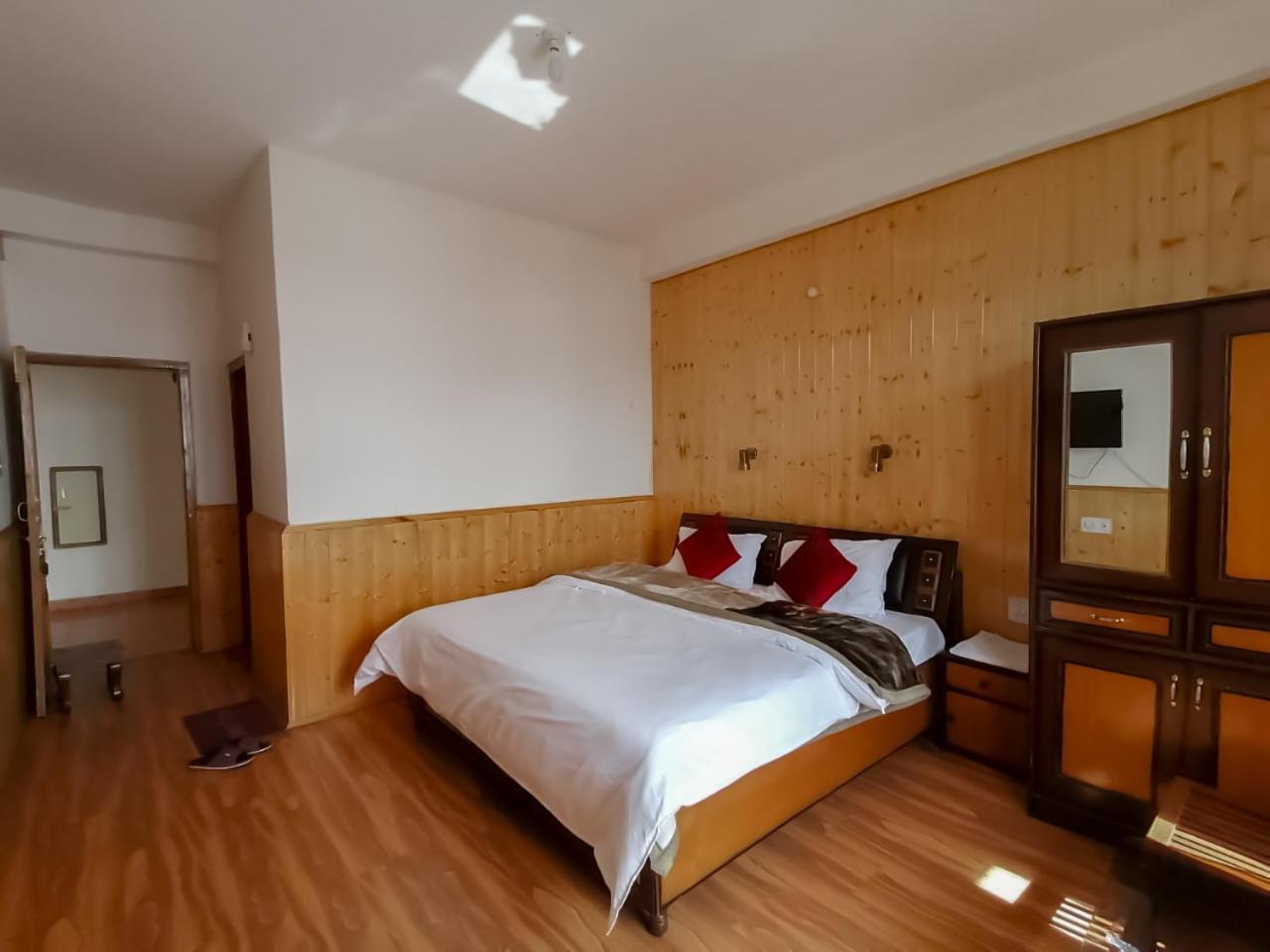 Hotel New Gyespa Kyelang Buitenkant foto